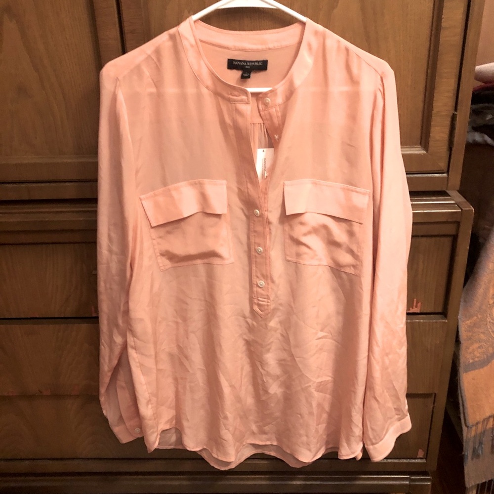New Silk Banana Republic Peach Pure Silk Top Blouse  Long Sleeve Size Large  L